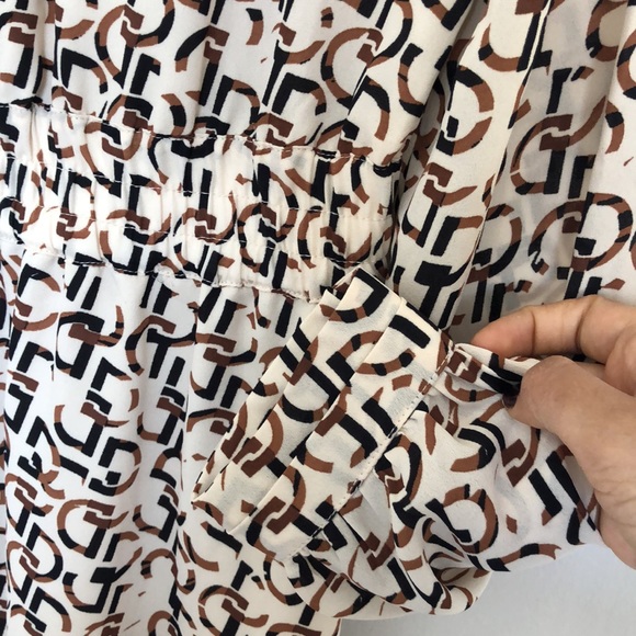 Knee length dress - Picture 4 of 6